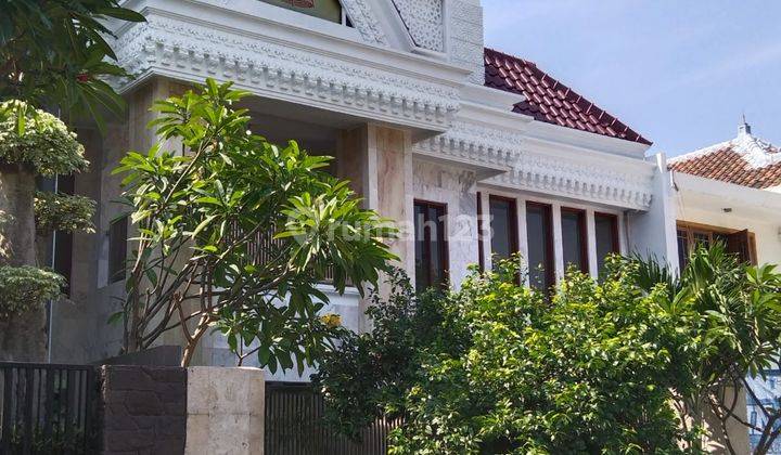 Row Jalan Lebar 4 Mobil Rumah Villa Bukit Indah, Pakuwon Indah  2