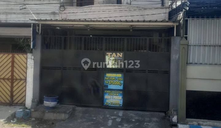 Rumah Usaha Tingkat  di Petemon Sidomulyo, Surabaya  1