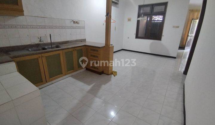 2 Lantai Rumah Graha Family 2Man Masih Ada 2