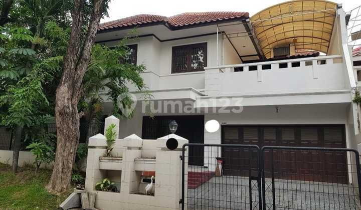 Graha Family 2-Story House in Elite Area, Excellent, Spacious Road Row 2