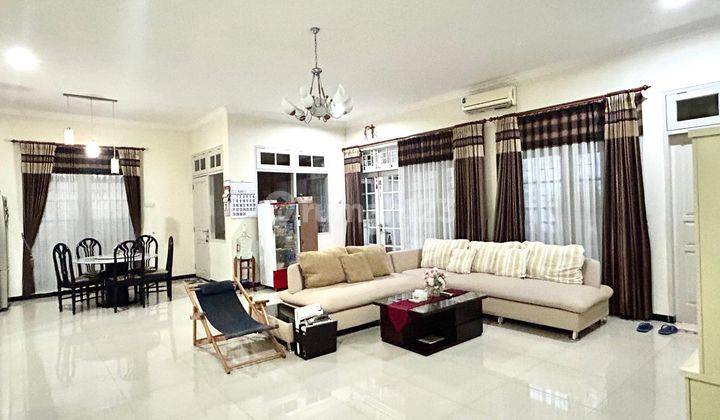 Harga Anjlok Rumah di Darmo Harapan Depan Taman  2