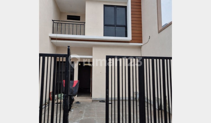 Brand New House in Darmo Harapan Indah Ready 3 Units Brand New 2 Floors 1
