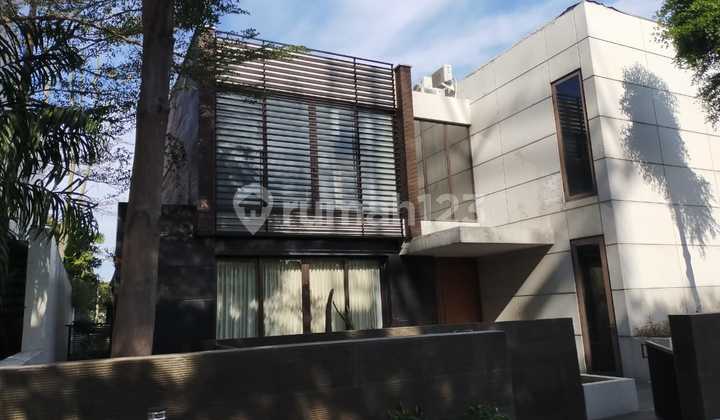 Disewakan Platinum Villa Grafam Super Mewah Golf View