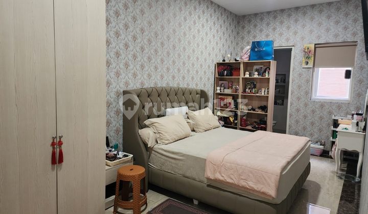 Fully Furnished 2-Month Rent House at Simpang Darmo Permai 2