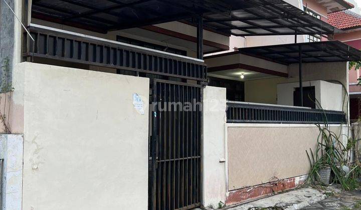 Posisi depan Rumah 2 Lantai di Lembah Harapan Cluster Pinus Asri 2