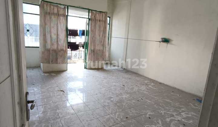 Akses Jalan Paving Ruko 3 Setengah Lantai Pengampon Square Karang Asem 