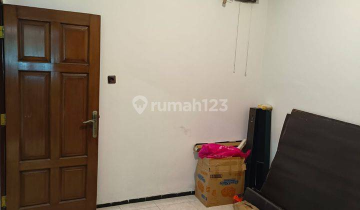 Rumah Darmo Permai Selatan, area Belakang TBMO Bangunan 1.5 lantai di Surabaya  2