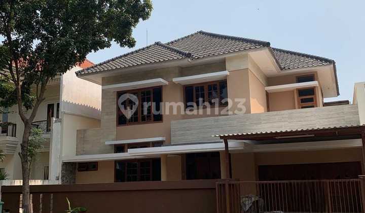 Murah Rumah Graha Family Sudah Renov Total - Dekat Pakuwon Indah Citraland