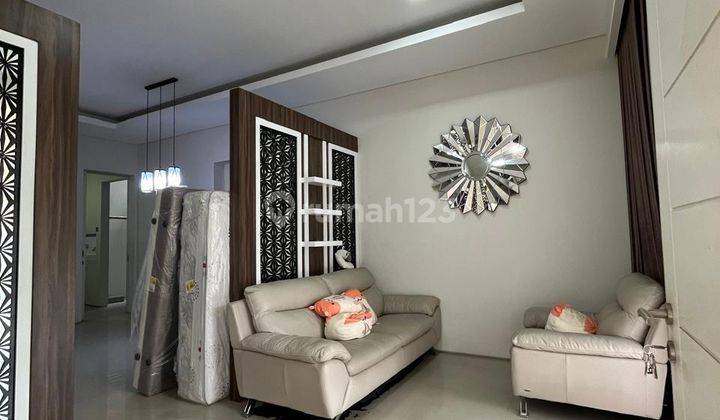 Semi Furnished Turun Harga Rumah Siap Huni di Royal Residence 2