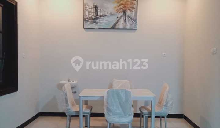 1,5 Lantai Baru Renov Rumah Citraland Fullerton, Bonus Semi Furniture 2