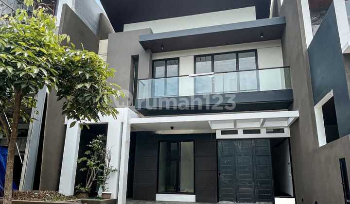 Citraland Woodland Modern Excellent House, South Facing, Eligible for Mortgage Loan.