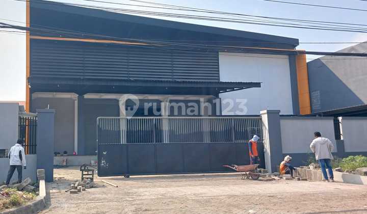 Gudang Jl. Raya Margomulyo Maru Gress Proses Finishing Include Racking Gudang Jl. Raya Margomulyo Maru Gress Proses Finishing Include Racking