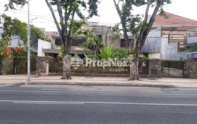 Pinggir Jalan Komersial di Surabaya Bangunan 1 Lantai 