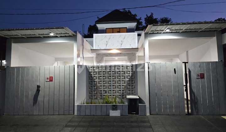 Rumah 1,5lt di Darmo Sentosa Raya Blok depan - Semi Furnish, Harga Nego aja