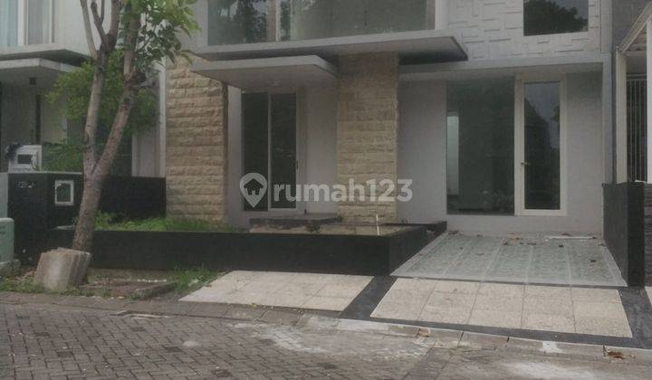 Uapikkk Nemen, Siap Huni Rumah Minimalis, di Greenwood Citraland Depan 1