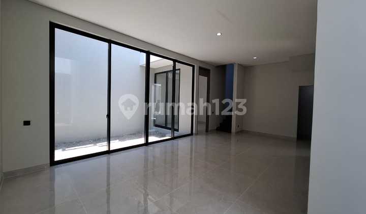 Gress Bangunan 2 Unit Rumah Dempsey Hill Citraland Utara