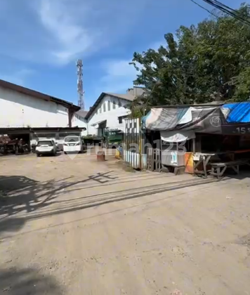 Gudang di Raya Margomulyo Siap Pakai dan Strategis Gudang di Raya Margomulyo Siap Pakai dan Strategis