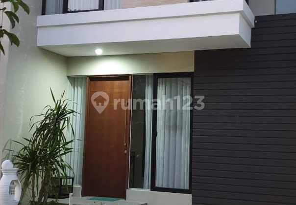 Fully Furnished Minimalist House at Citraland Northwest Lake