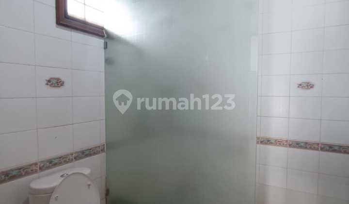 Hook Siap Huni Rumah Graha Famili Dekat Citraland di Surabaya Barat 2