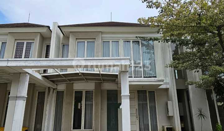 2 Lantai Ciamik Rumah Grand Pakuwon South Victoria Minimalis