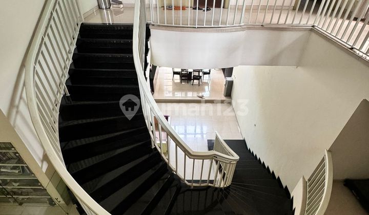 Strategic Villa House in Bukit Indah, Fully Furnished, Well-Maintained, Ready to Occupy