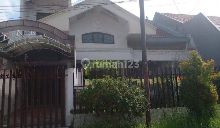 Bangunan Lama Perlu Renov Rumah di Darmo Permai Selatan  1