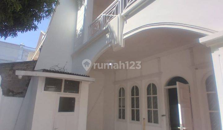 2 Lantai Rumah Nirwana Eksekutif Cocok Utk Usaha Depan Jalan Kembar Utama 2