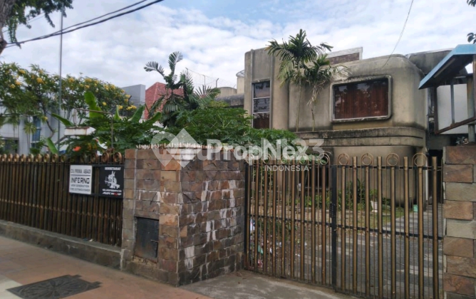 Pinggir Jalan Komersial di Surabaya Bangunan 1 Lantai  2