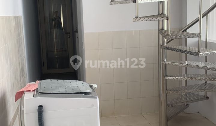 Minimalis Siap Huni AC 5 Unit Rumah Pakuwon Indah Lariz Ville 2
