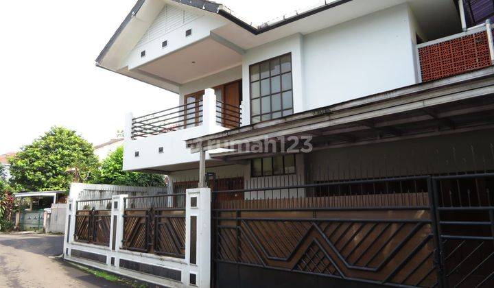 Rumah dikawasan Pasar minggu Jakarta selatan  di Jl. Tembakau 2 Lantai SHM Bagus 1