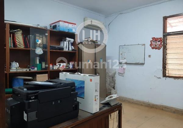 Shop House for Sale at a Strategic Location in Cempaka Putih Barat, Central Jakarta 2