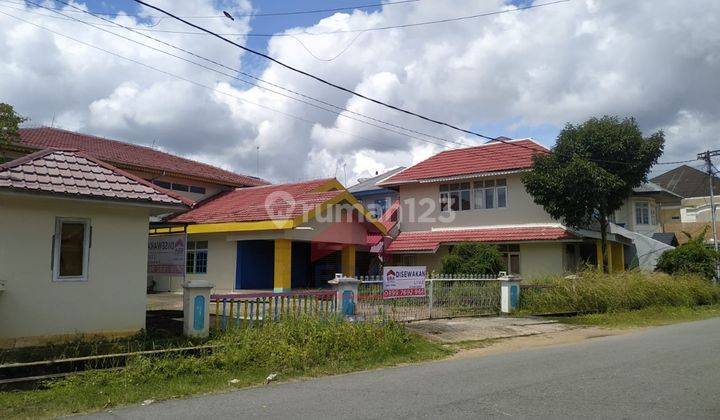 Rumah Sewa 2 Lantai di Jalan Aris Margono, Pontianak Selatan 1
