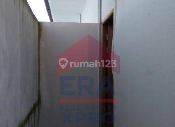 Ruko 2 Lantai di Jalan Tanjung Hulu, Komplek Villa Tanah Mas, Pontianak Timur 2