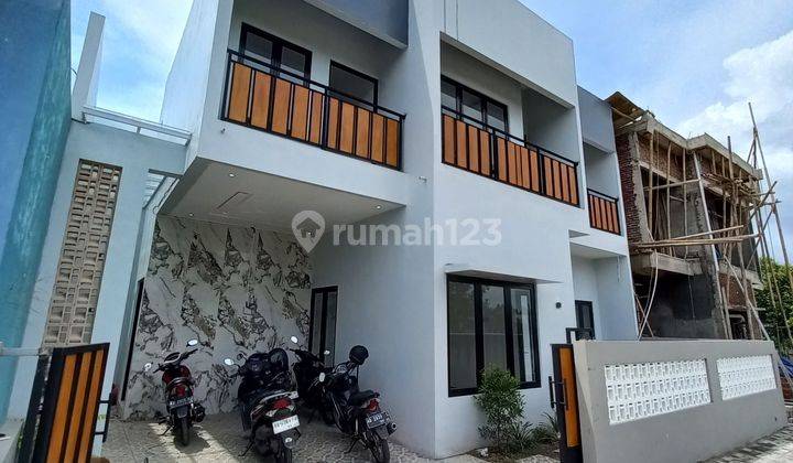 Dijual Rumah dua Lantai Murah dekat Kecamatan Banguntapan  1