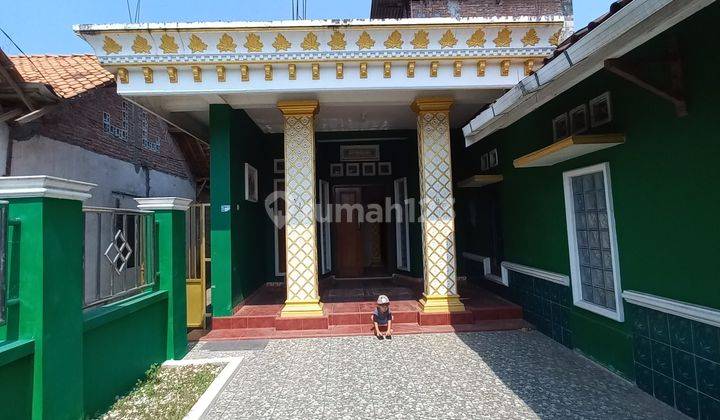 Dijual Rumah Murah  Bangunan Kokoh kontruksi bagus dak beton 2