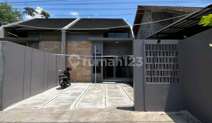 Dijual Rumah Murah Dekat Stadion Maguwoharjo