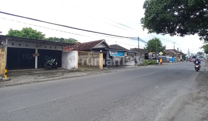 Dijual Rumah Murah Halaman Luas Dekat Kidfun Jln.wonosari Mangku Jalan Utama 2