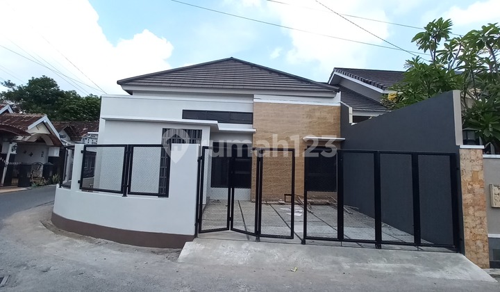 For Sale Affordable Ready-to-Live House in Godean Km8
