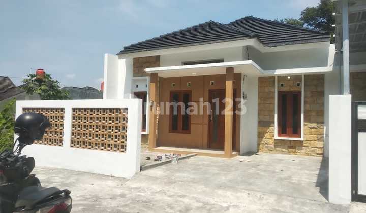 Rumah baru, Gress, murah di Maguwoharjo dekat Jogja Bay, SANATA DHARMA, UNIV RESPATI 2