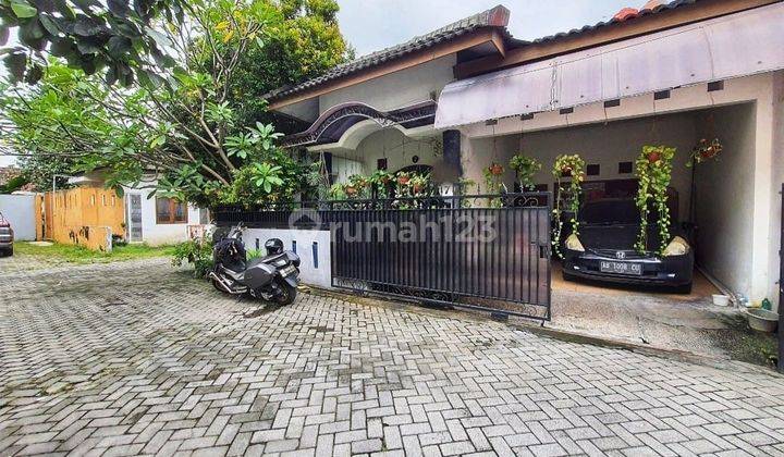 Rumah cantik nan asri, murah dalam CLUSTER di jl Magelang km 5, dalam Ringroads dekat ke TVRI,UGM, RS SARDJITO, RS SAKINAH IDAMAN, MALL JCM, MALIOBORO  1