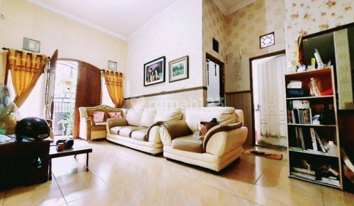Rumah cantik nan asri, murah dalam CLUSTER di jl Magelang km 5, dalam Ringroads dekat ke TVRI,UGM, RS SARDJITO, RS SAKINAH IDAMAN, MALL JCM, MALIOBORO  3