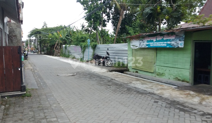 Tanah strategis, ramai, murah, di Kledokan cocok utk hunian, kuliner, rumah kost dekat dengan kampus ATMAJAYA, YKPN, UPN VETERAN, AMBARUKMO PLAZA, dan pusat bisnis  2