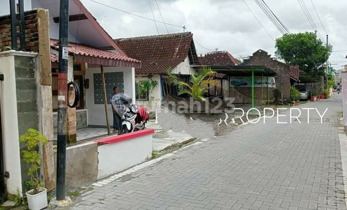 Rumah baru Renovasi, Murah cocok untuk usaha Cafe lokasi di POGUNG Lor Utara kampus UGM 200 meter 3