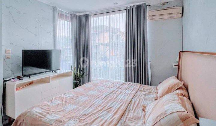 Rumah mewah kolam renang turun harga di seturan yogyakarta 8