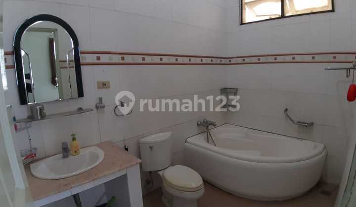 Jual rumah dipluit 2 lantai 2