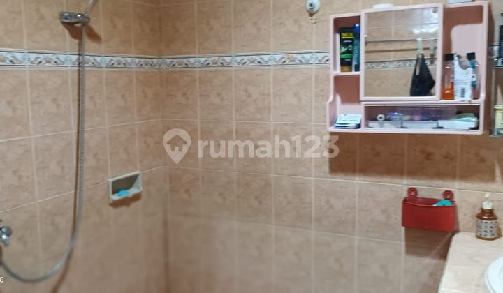 Sell House in Cengkareng Indah, West Jakarta Sell House in Cengkareng Indah, West Jakarta