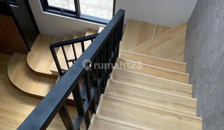 JUAL RUMAH BARU FULL FURNISHED  2