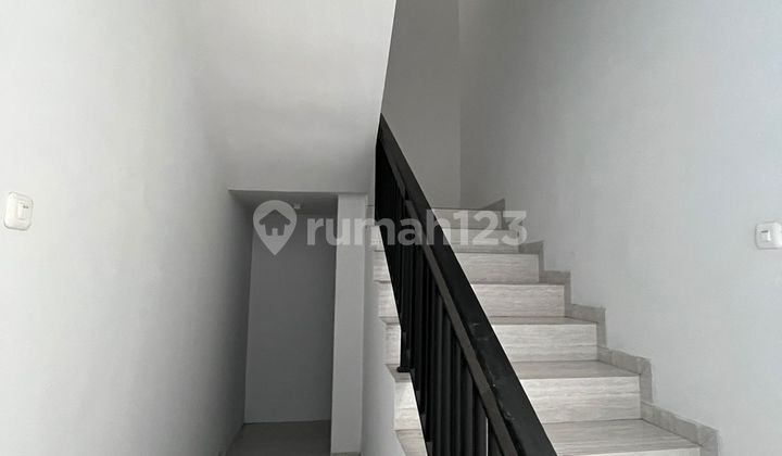 jual Rumah Baru kav DKI meruya utara 