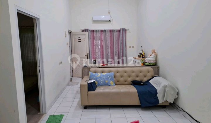 For Sale Semi-Furnished House in Taman Surya 3 West Jakarta 2