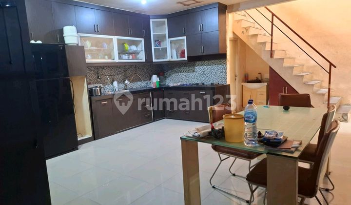 Jual Rumah Furnished Taman Palem Lestari 2